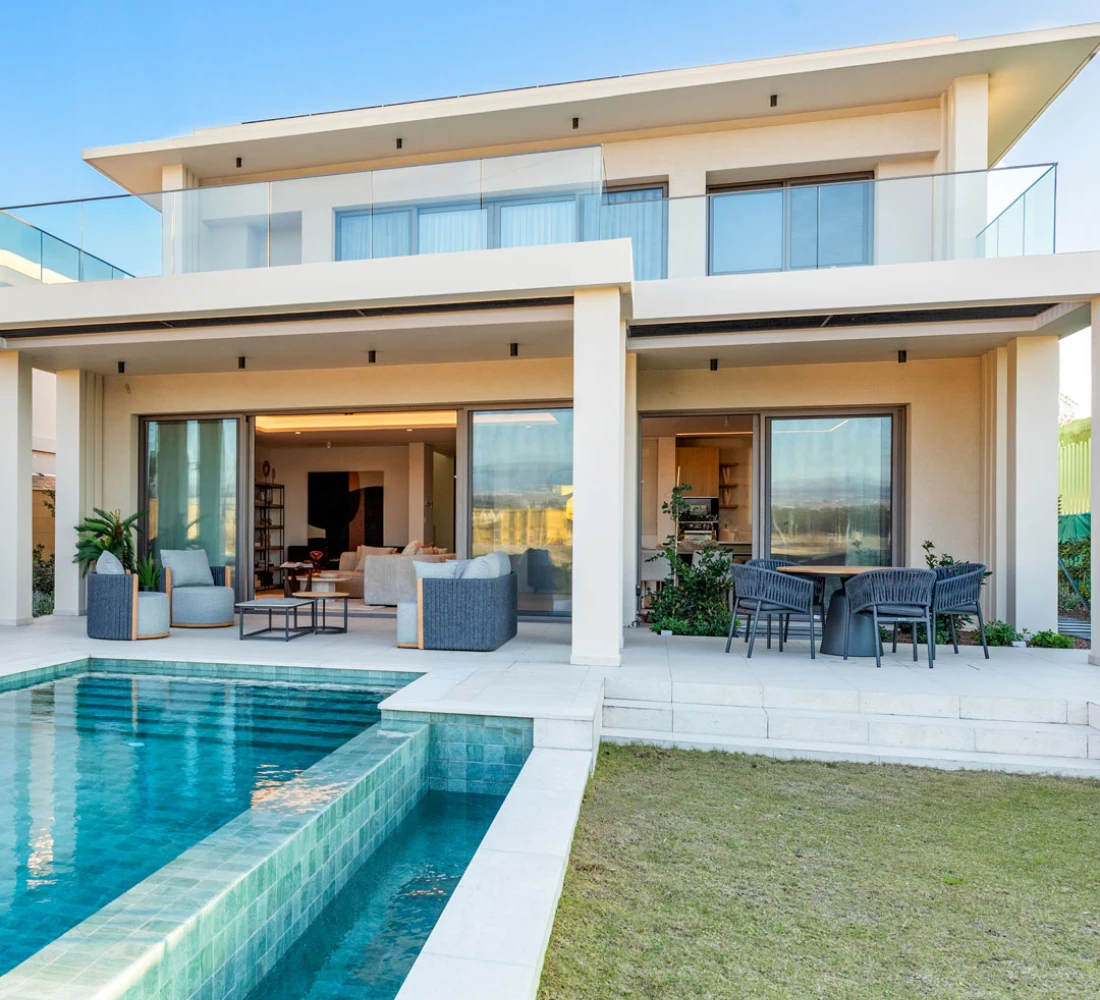 Luxury Golf Villas in Limassol: Space, Privacy and Resort Living